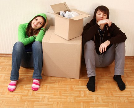 Removal team preparing a home move in Crooklog
